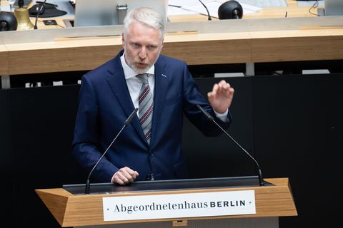 Der frühere Linke-Politiker Sebastian Scheel ist neuer Staatssekretär im sächsischen Wirtschaftsministerium. (Archivbild) Foto: