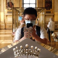 Die beim Einbruch in den Louvre erbeuteten Schmuckstücke sind von unschätzbarem Wert (Archivbild). Foto: Francois Guillot/AFP/dp