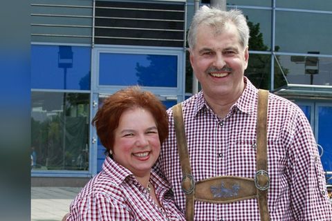 Das "Bauer sucht Frau"-Kultpaar Anja und Bruno wagt sich zu "Bares für Rares".