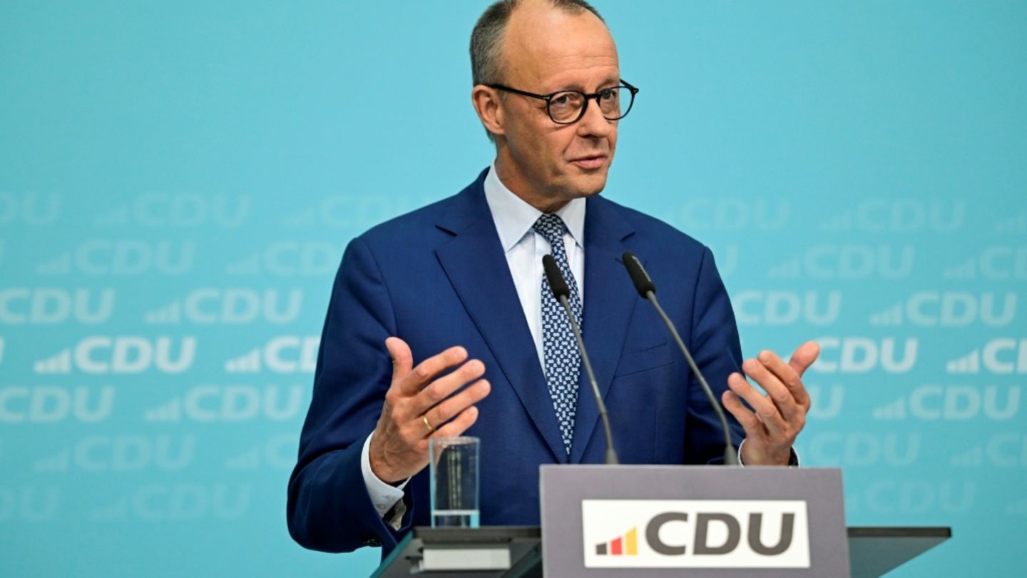 CDU-Chef Merz im Adenauer-Haus