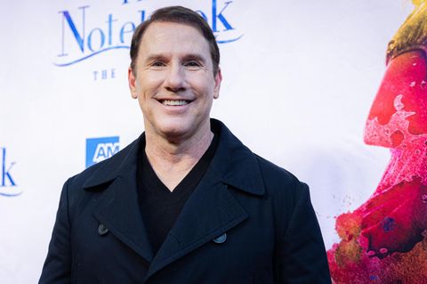US-Autor Nicholas Sparks: Nicholas Sparks gilt als einer der bekanntesten Liebesroman-Autoren der Welt. Seine Bücher haben sich millionenfach verkauft und werden häufig verfilmt. Nicholas Sparks gilt als einer der bekanntesten Liebesroman-Autoren der Welt. Seine Bücher haben sich millionenfach verkauft und werden häufig verfilmt.