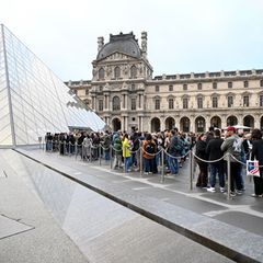 Der Louvre blieb für Besucher weiter geschlossen. Foto: Emma Da Silva/AP/dpa