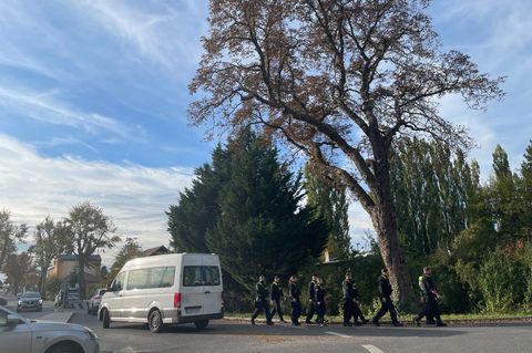 Die Ermittler wollen Anwohner in der Brandenburger Gemeinde Tauche befragen. Foto: Sarah Knorr/dpa