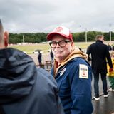 Dauergast Andy sagt, er habe gar keine Ahnung von alldem hier. Trotzdem zieht es ihn immer wieder her