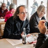 Lutz kennt sich aus: Auf der Trabrennbahn ist er schon als Kind gewesen