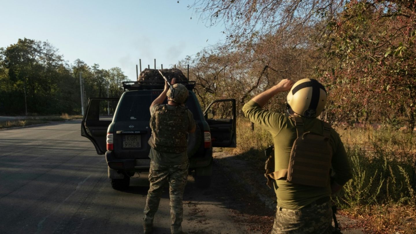 EU-Politiker und Selenskyj: Frontlinie sollte Ausgangspunkt für Ukraine-Verhandlungen sein
