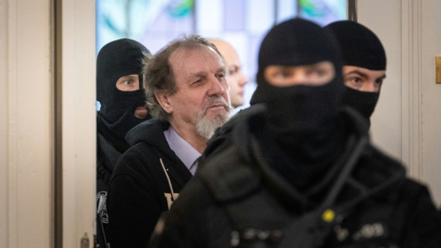 Der verurteilte Dichter Juraj Cintula