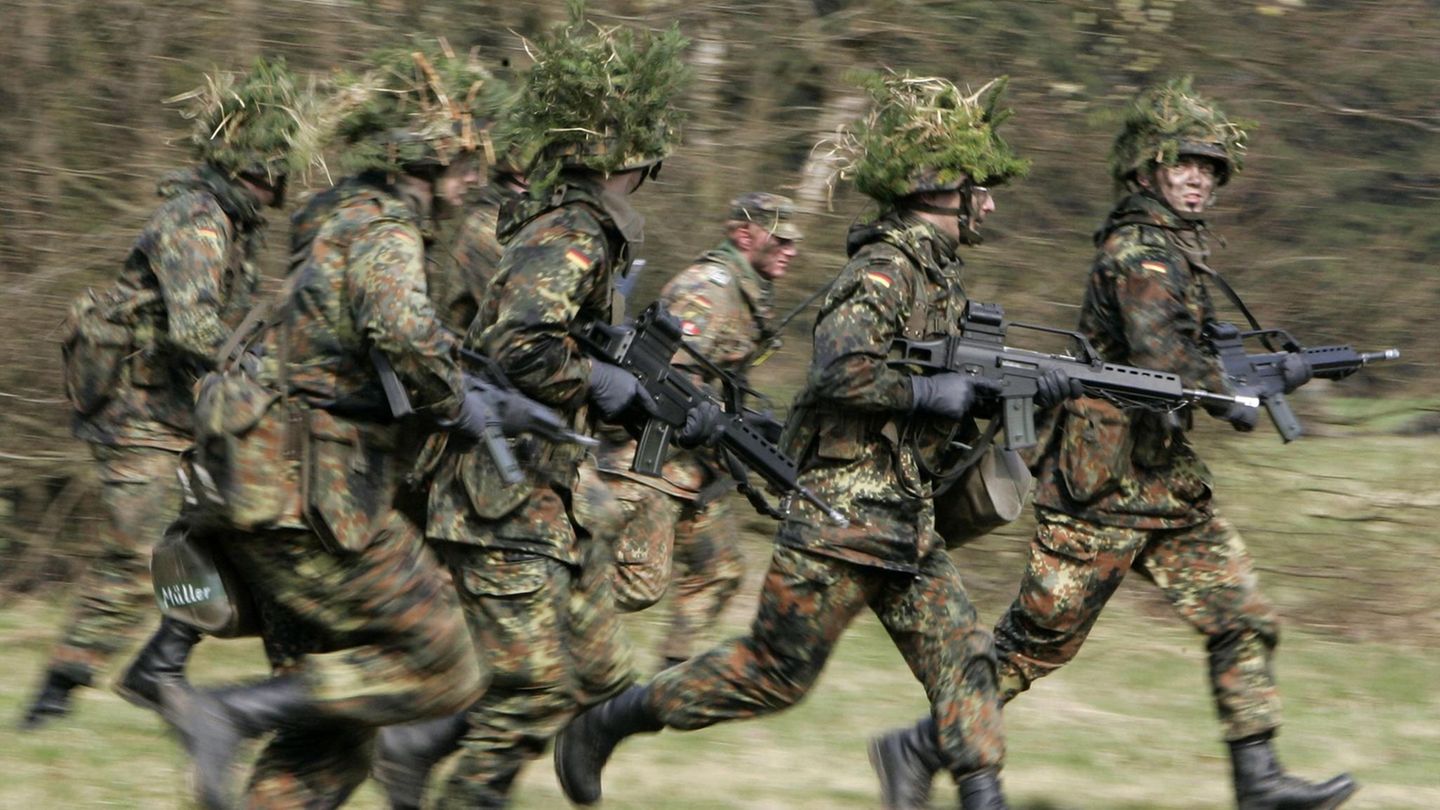 Nachhaltigkeit und fossile Abhängigkeiten spielten in der Bundeswehr lange keine Rolle – bis jetzt