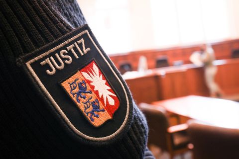 Die Vereinigung kritisiert fehlende Einbindung der Beschäftigten bei Justizreform. (Symbolbild) Foto: Christian Charisius/dpa
