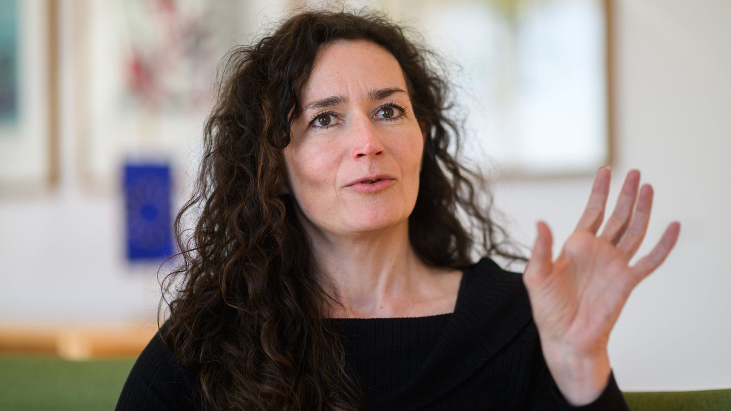 "Strafe ist keine Frage des Kalenders, sondern der Gerechtigkeit", sagt Justizministerin Geiert. (Archivbild) Foto: Robert Micha