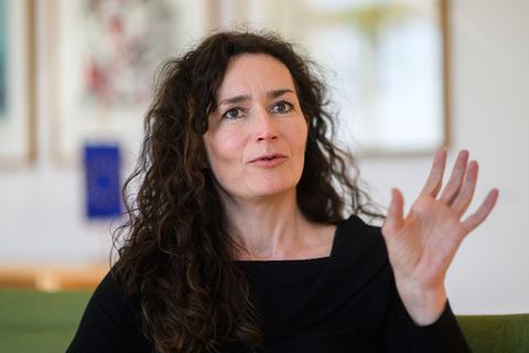 "Strafe ist keine Frage des Kalenders, sondern der Gerechtigkeit", sagt Justizministerin Geiert. (Archivbild) Foto: Robert Micha