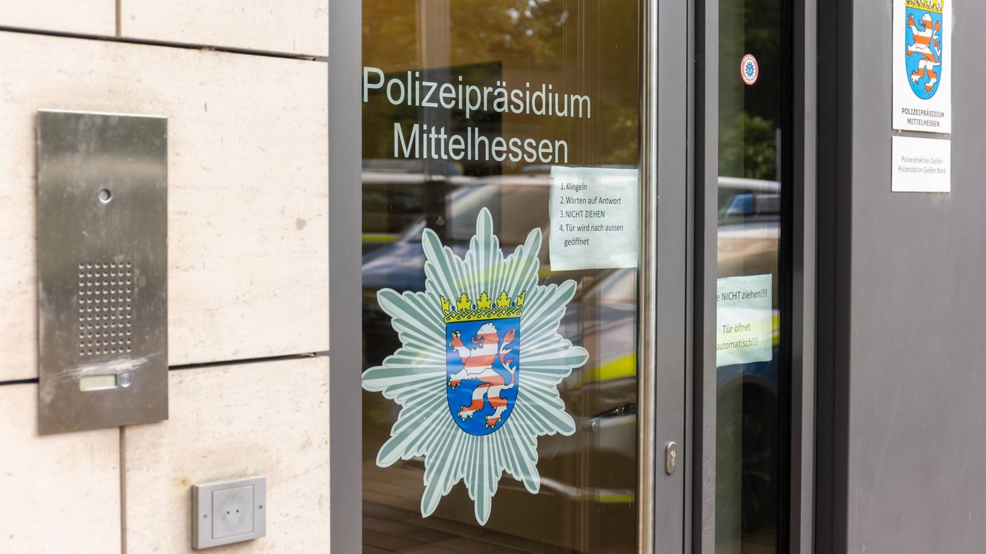Im Polizeipräsidium Gießen laufen intensive Vorbereitungen auf den Einsatz um das für Ende November geplante Gründungstreffen fü