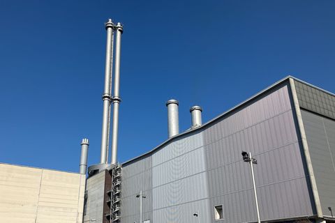 Die Berliner Energie und Wärme GmbH (BEW) ist ein noch junges Landesunternehmen. (Archiv) Foto: Matthias Arnold/dpa