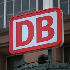 Bei der Deutschen Bahn stehen Neubesetzungen im Konzernvorstand an. (Archivbild) Foto: Michael Brandt/dpa