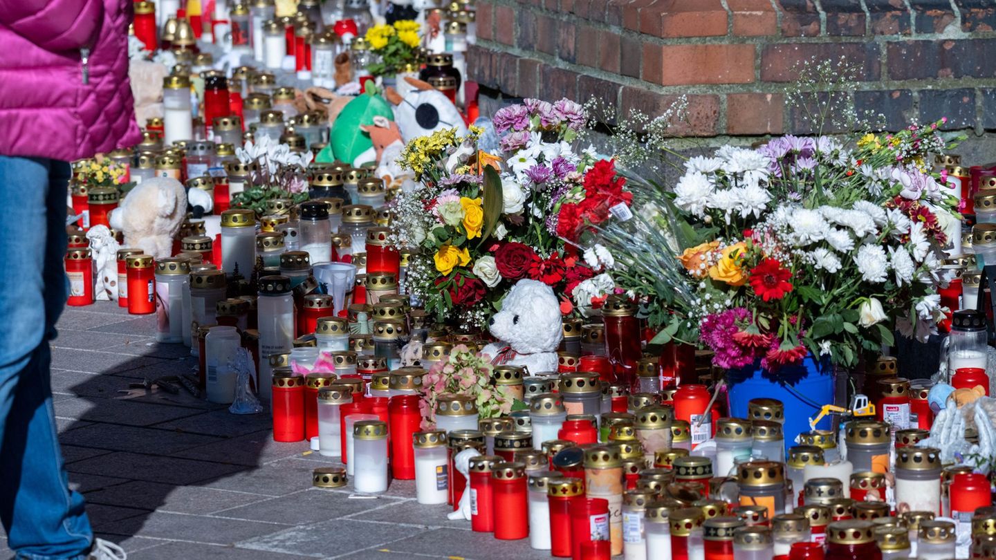 Die Ermittler halten sich bedeckt und bitten um Verständnis dafür. Foto: Stefan Sauer/dpa