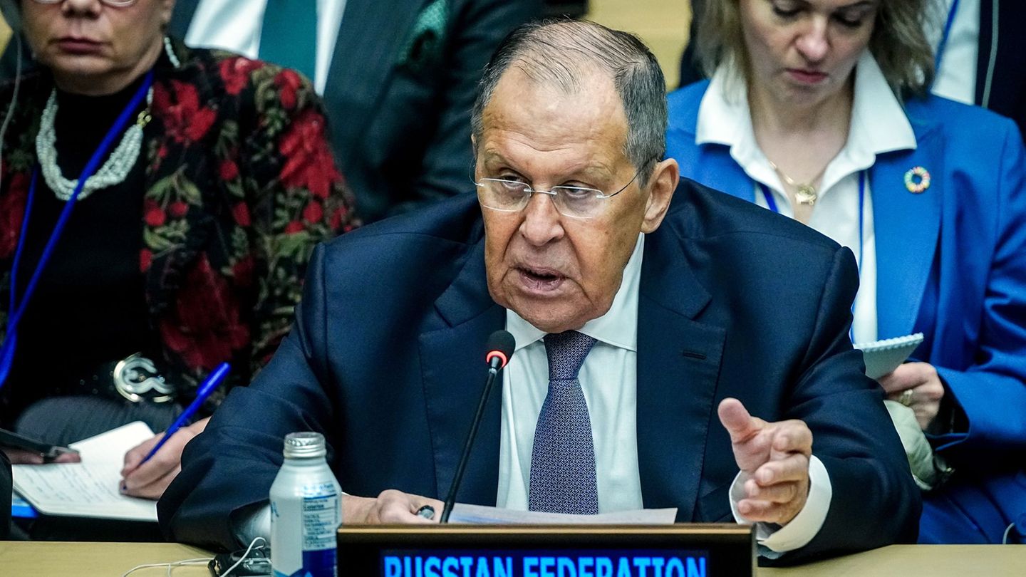 Russlands Außenminister Lawrow sichert Venezuela Moskaus Solidarität bei der Auseinandersetzung mit den USA zu. (Archivbild) Fot