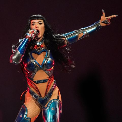 Auftritt in Berlin: Die Show verschluckt Katy Perry