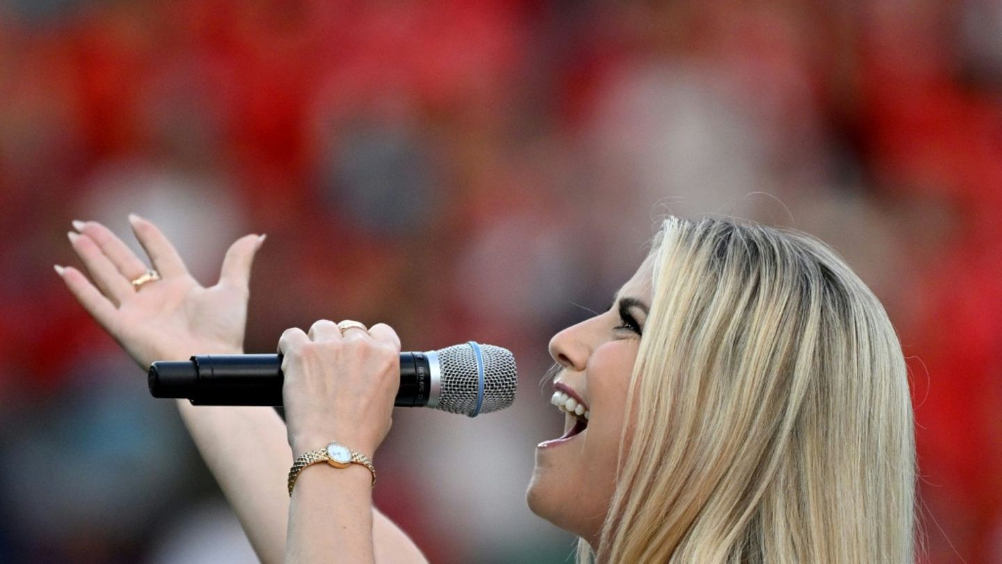 Beatrice Egli bei Auftritt im Sommer