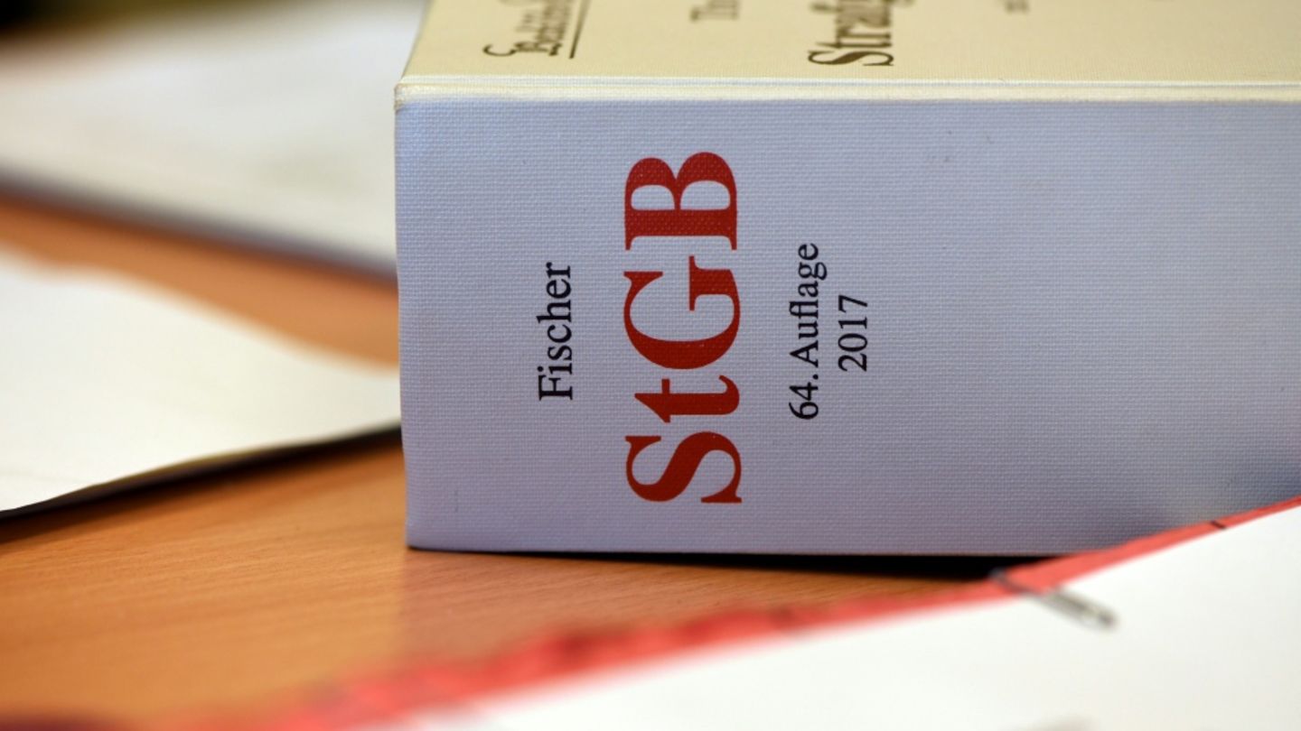 Liegendes Strafgesetzbuch