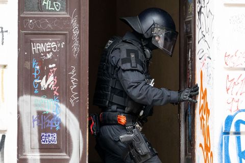 Die sächsische Polizei hat zwei neue Sonderkommissionen eingerichtet - zum islamistischen Extremismus sowie zum Thema Spionage/S