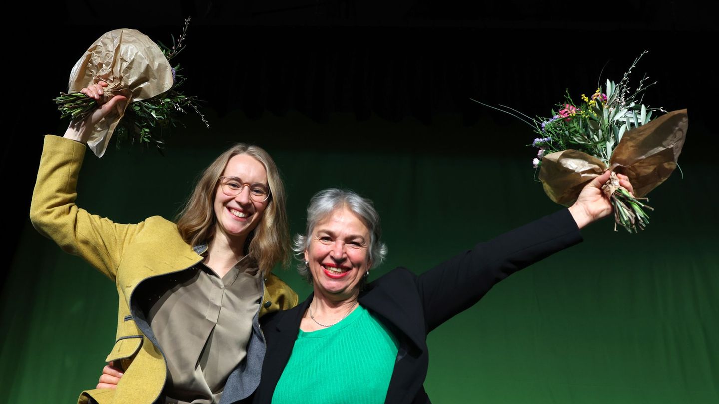 Die Grüne-Doppelspitze Eva Lettenbauer (links) und Gisela Sengl will sich auf dem Parteitag erneut zur Wahl stellen. Gegenkandid