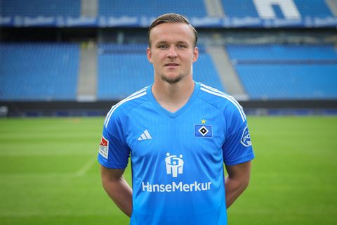 Nach dem Karriereende wieder beim HSV: Ex-Torwart Tom Mickel arbeitet künftig im Nachwuchsbereich. (Archivbild) Foto: Christian