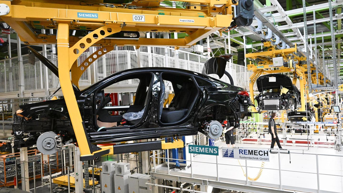 Mercedes-Benz Produktion in Rastatt