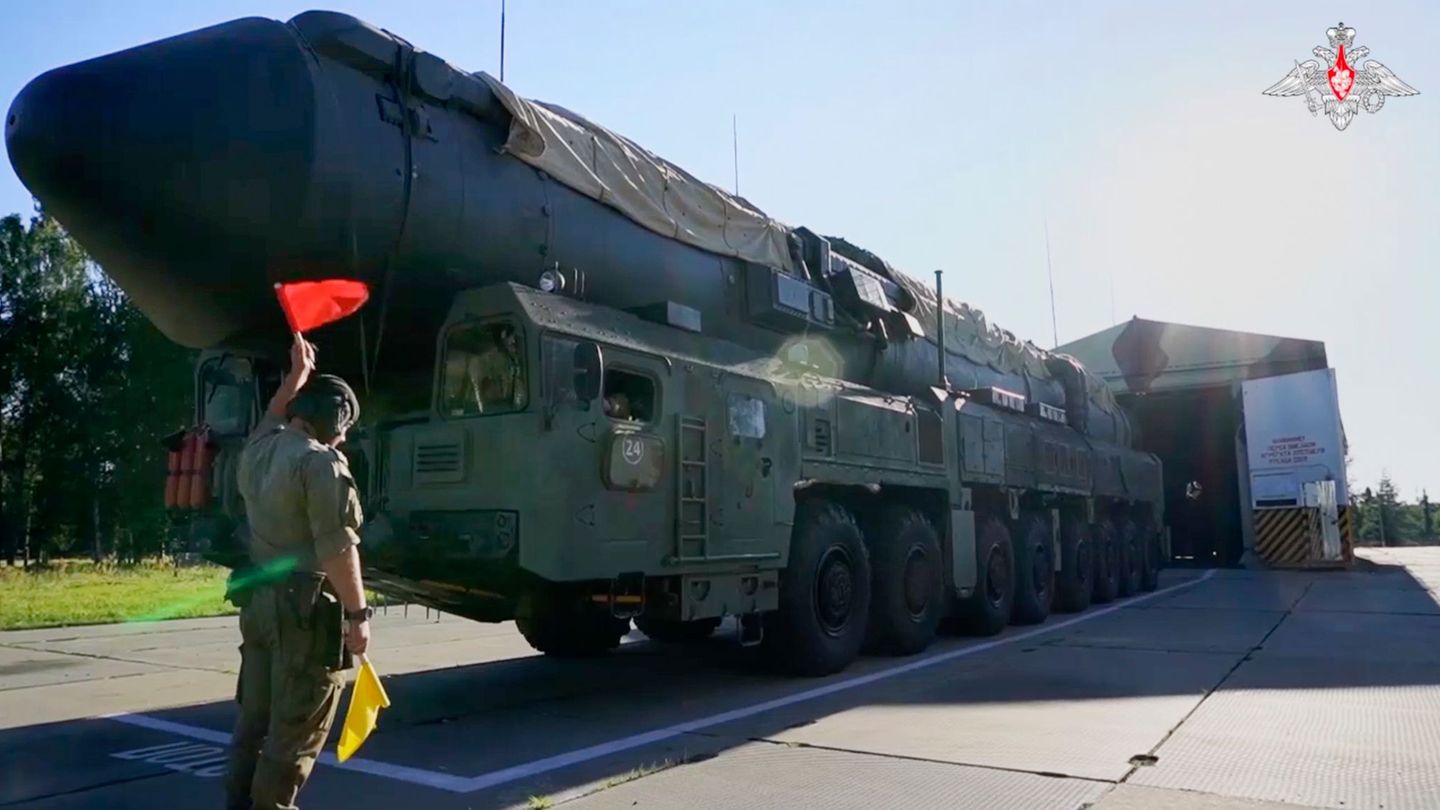 Russian military exercise: Russia launches nuclear maneuvers on sea, land and air