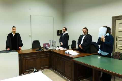 Die Richterin stellte das Verfahren gegen die Angeklagte gegen eine Zahlung von 1.000 Euro ein. Foto: Marcus Golejewski/dpa