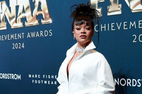 Rihanna hat mit einer ihrer Modemarken offenbar einen Millionenverlust gemacht.