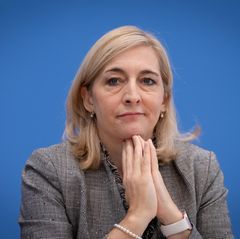 Nina Warken