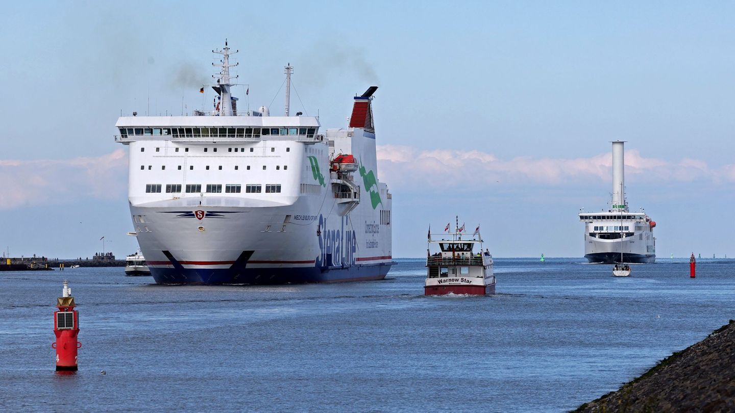 Die Fähren von Stena Line, die zwischen Rostock und dem schwedischen Trelleborg verkehren, können auch von Zügen genutzt werden.