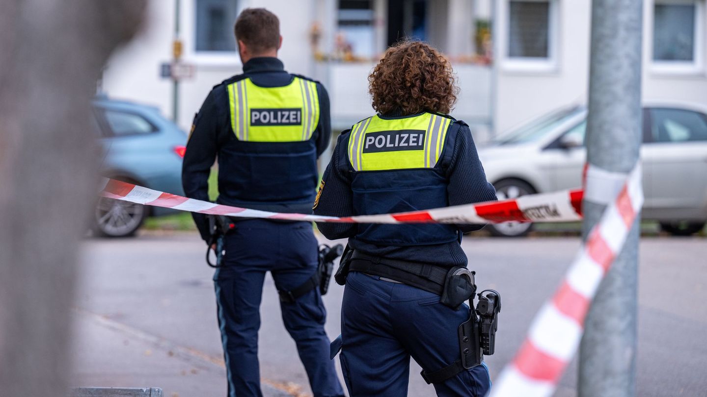 Ein Mann soll die Polizei attackiert haben. Foto: Armin Weigel/dpa