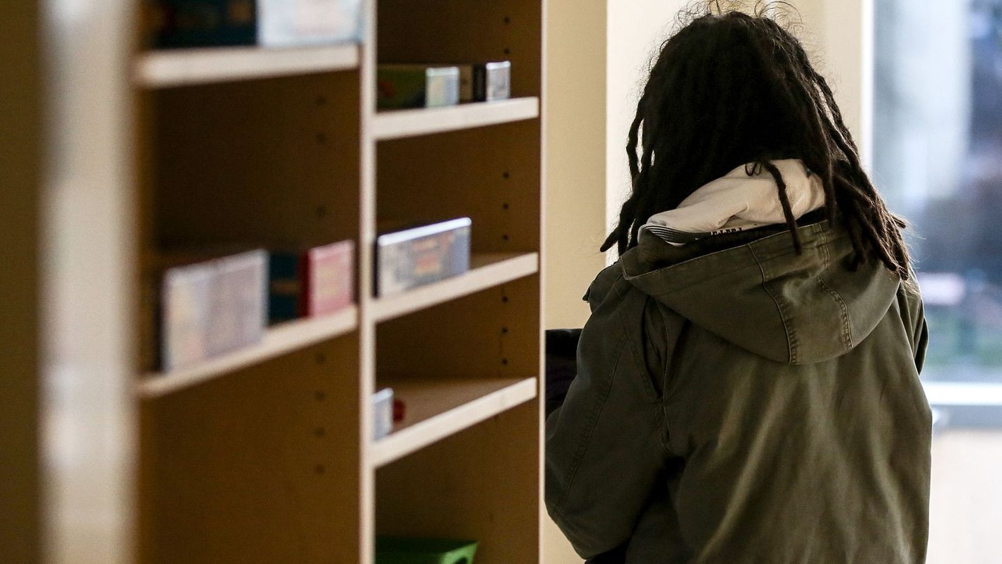 Der Bedarf an Therapieplätzen in der Kinder- und Jugendpsychiatrie ist groß. In Röbel wurde ein Klinikneubau feierlich eröffnet.