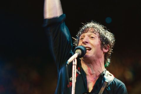 Jeremy Allen White verkörpert Bruce Springsteen mit der nötigen Inbrunst.