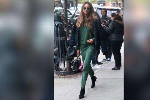 Auch Model Jourdan Dunn trägt Sweatpants im Alltag.
