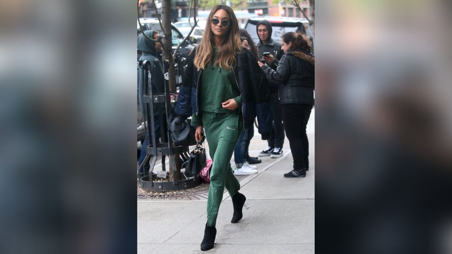 Auch Model Jourdan Dunn trägt Sweatpants im Alltag.