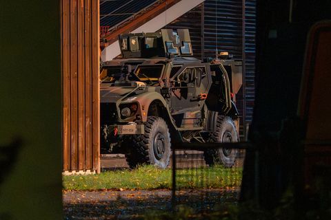 Der Vorfall ging glimpflich aus, der Soldat wurde nur leicht verletzt. Foto: Lars H./News5/dpa