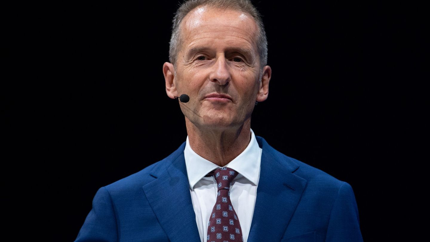 Ex-VW-Chef Herbert Diess wird 67 und geht in den Ruhestand. (Archivbild) Foto: Sven Hoppe/dpa