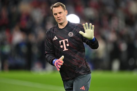 Verlängert Manuel Neuer seinen Vertrag beim FC Bayern noch einmal? Foto: Sven Hoppe/dpa