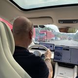 Blick in das Cockpit des Luxeed R7