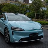 Luxeed R7 auf der Straße