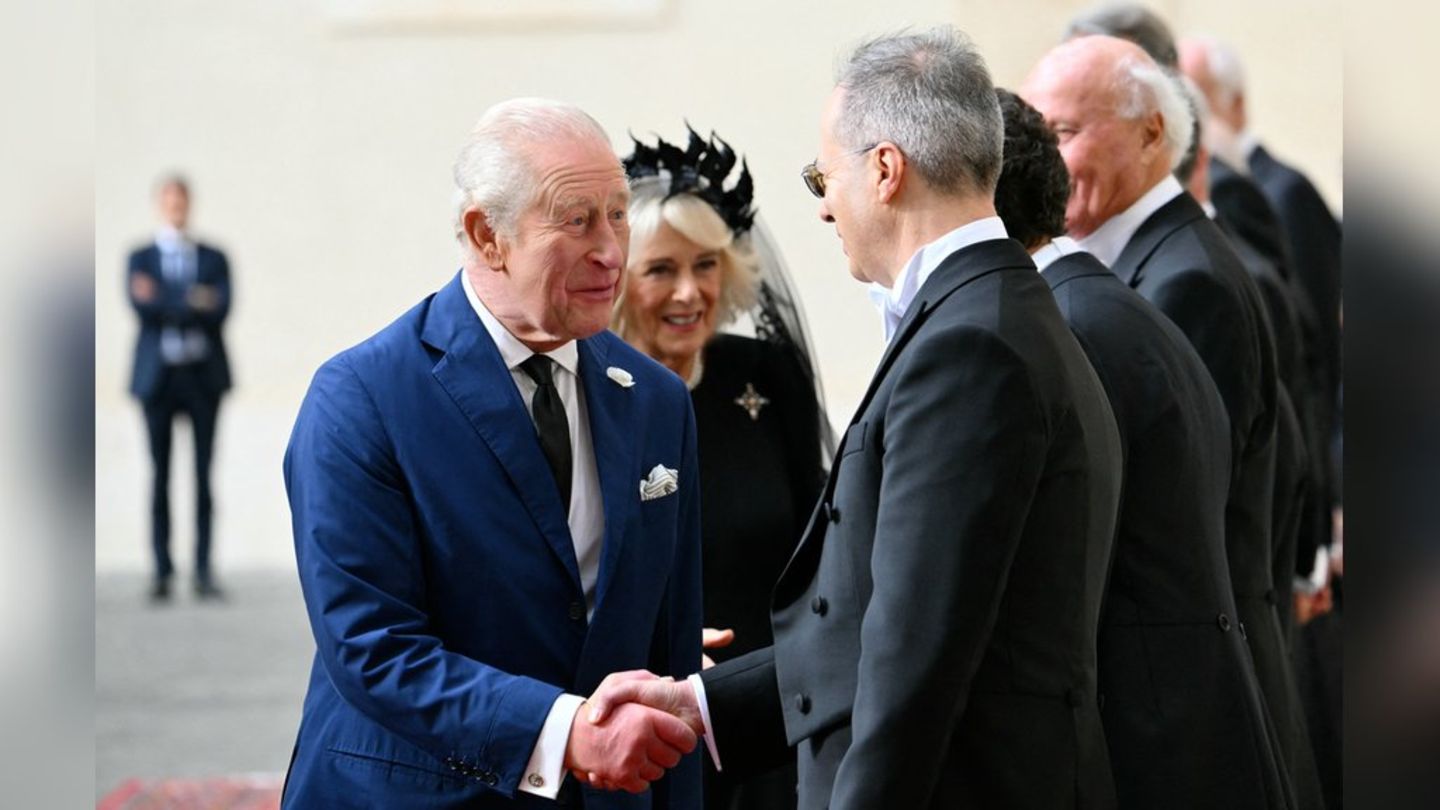 King Charles III and Queen Camilla: British royals arrive at Pope Leo
