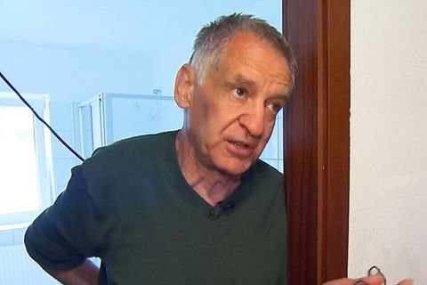 Bundesliga-Legende Eike Immel lebt jetzt von Bürgergeld Bundesliga-Legende Eike Immel lebt jetzt von Bürgergeld