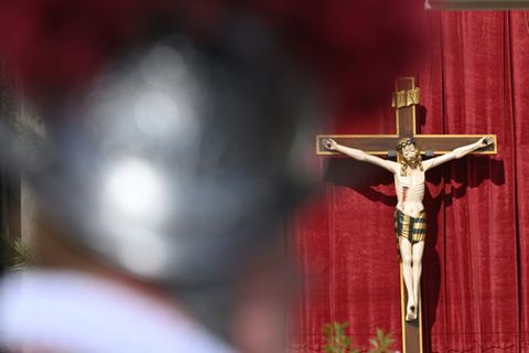 Kruzifix in Kirche