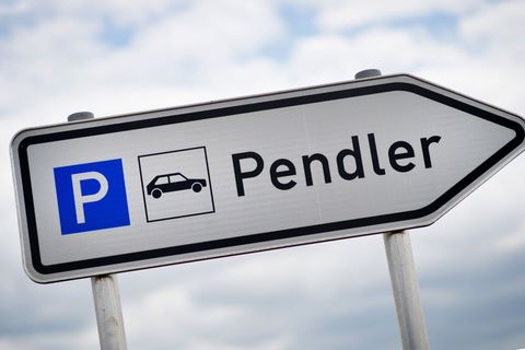 In Bayern machen sich Millionen von Menschen sich auf den Weg, um zum Arbeitsort zu kommen. (Symbolbild) Foto: David-Wolfgang Eb