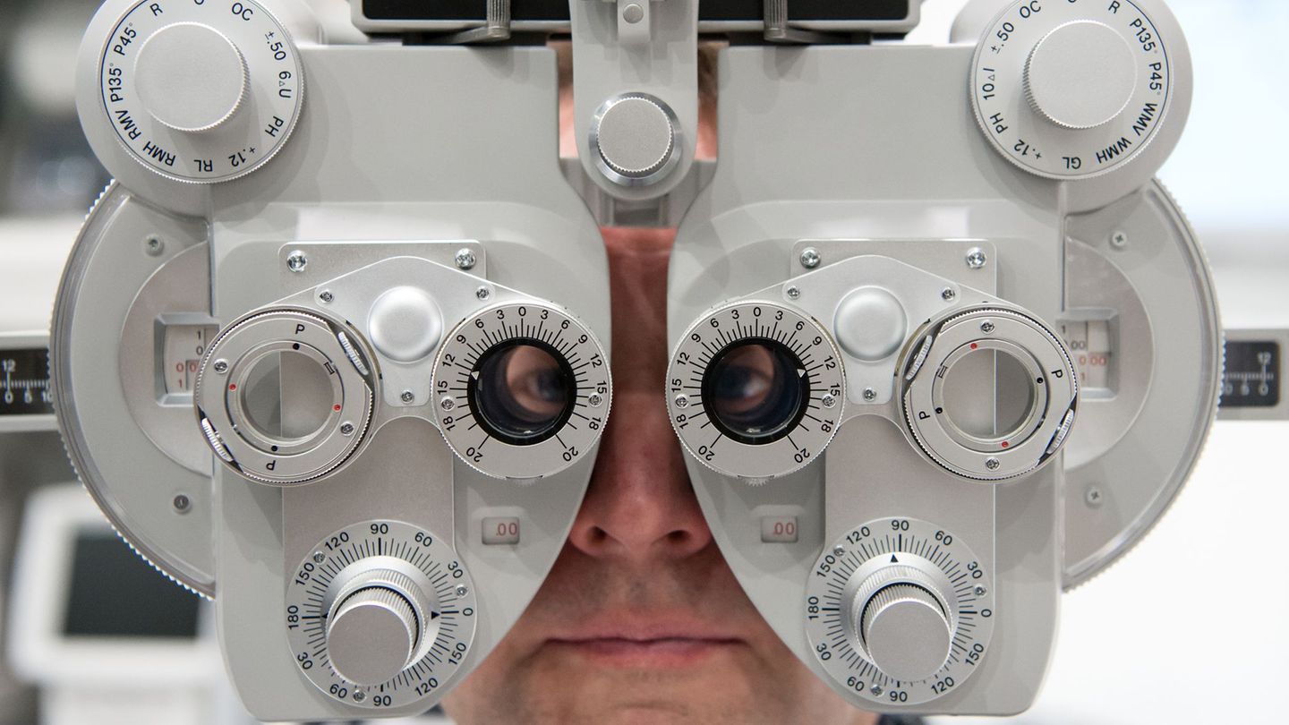 Bürokratischer Aufwand bei Kassenleistungen macht Sachsens Augenoptikern zu schaffen. Immer mehr Betriebe wollen deswegen solche Bürokratischer Aufwand bei Kassenleistungen macht Sachsens Augenoptikern zu schaffen. Immer mehr Betriebe wollen deswegen solche