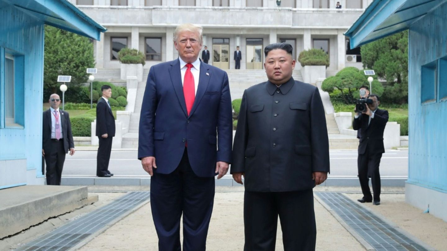 Trump und Kim 2019 in dem Grenzort Panmunjom