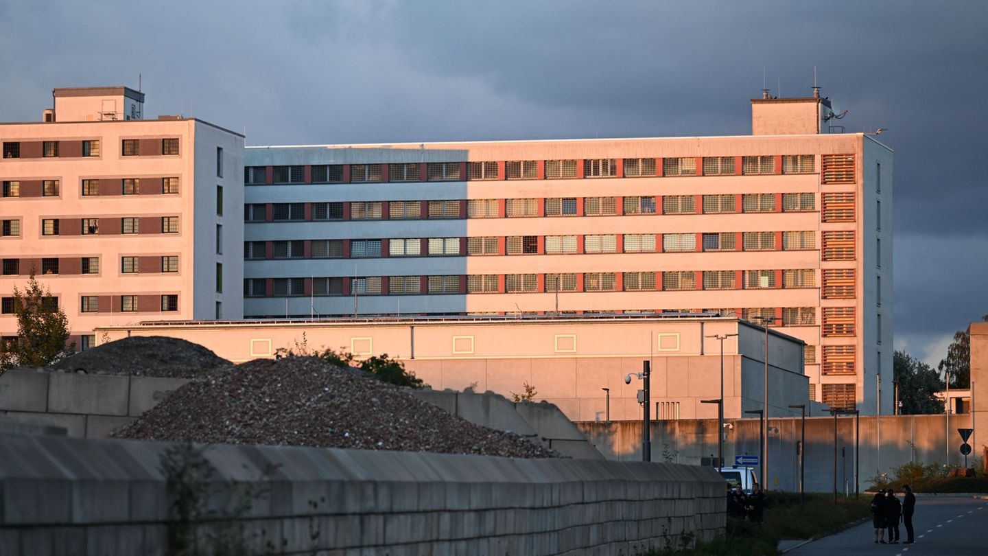 Die Justizvollzugsanstalt Chemnitz präsentiert sich am 9. November bei einem Tag der offenen Tür (Archivbild). Foto: Hendrik Sch