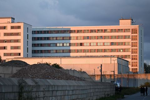 Die Justizvollzugsanstalt Chemnitz präsentiert sich am 9. November bei einem Tag der offenen Tür (Archivbild). Foto: Hendrik Sch
